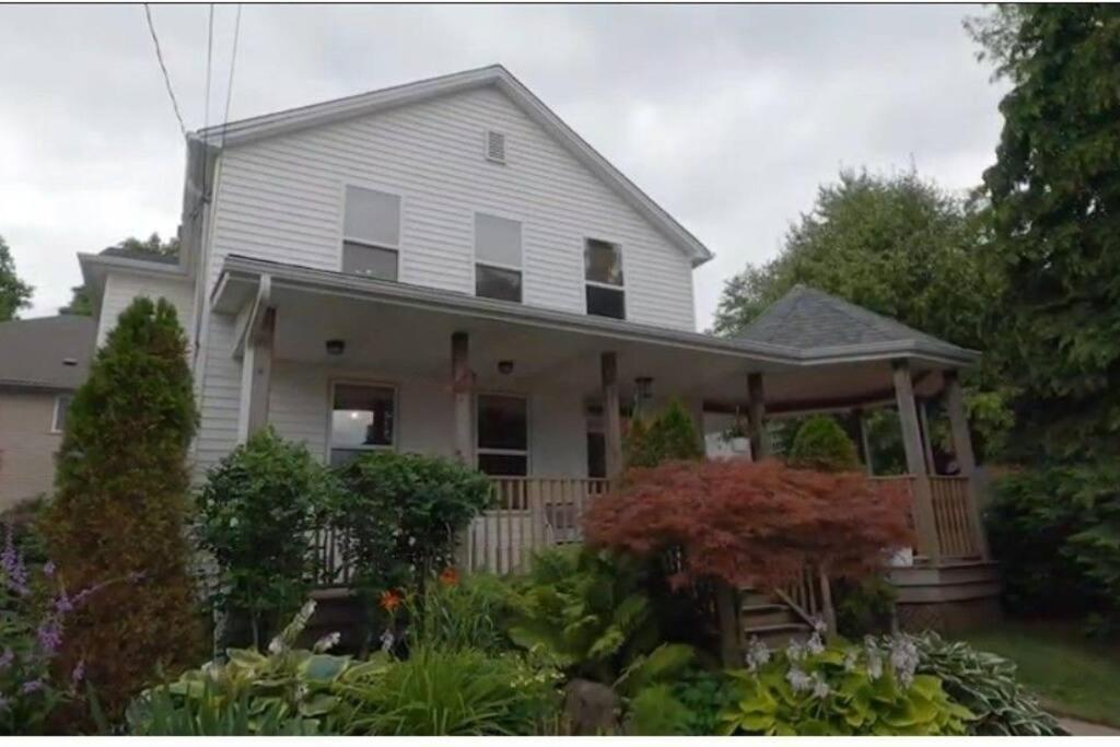 Garden 2 Storey House Niagara Falls Exteriér fotografie
